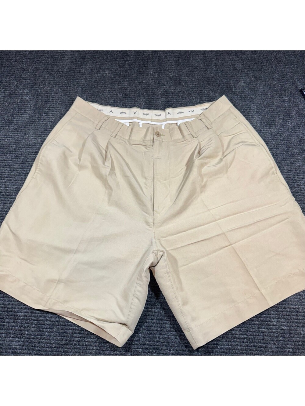 Callaway Golf Mens 38 Khaki Shorts Tan Flat Front Chino Casual Golf Performance